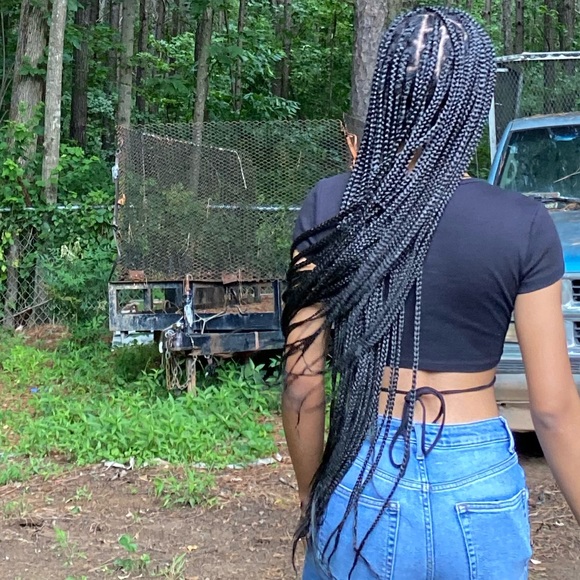 BLACK CRISS CROSS TOP - Picture 2 of 4